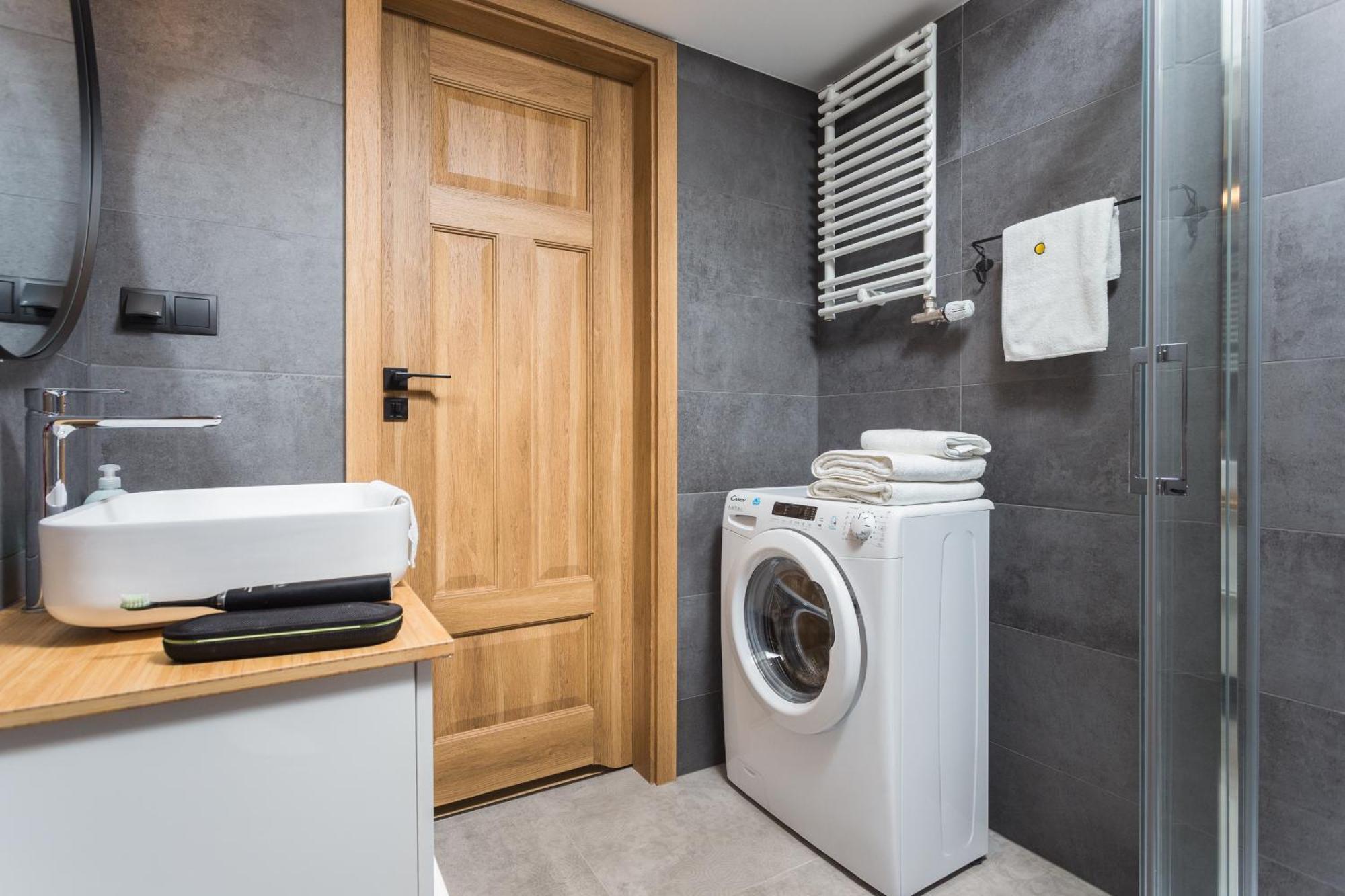 Apartment Split Level two bathrooms Studencka 25 street
