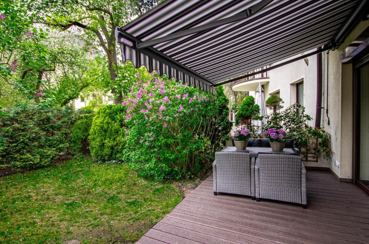 Two-Bedroom Apartment garden terrace Krowoderska 66